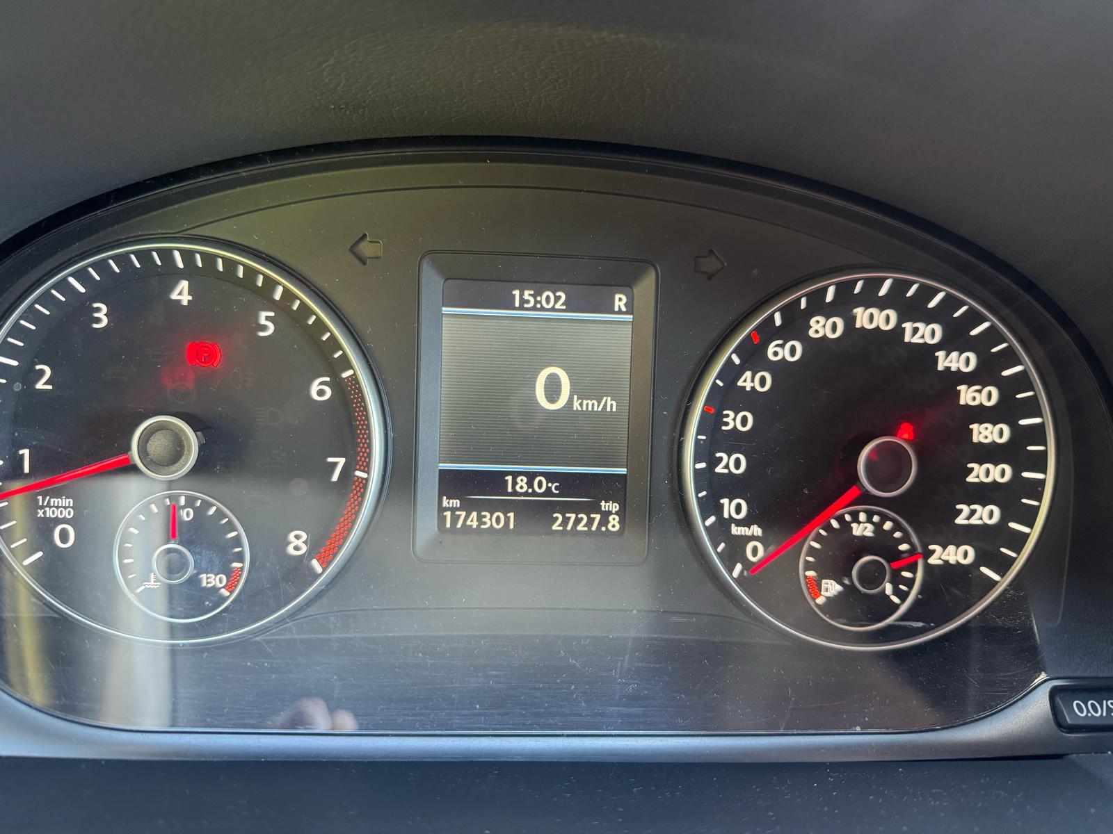 Volkswagen Touran 1.4 TSI Comfortline 7 Plätzer