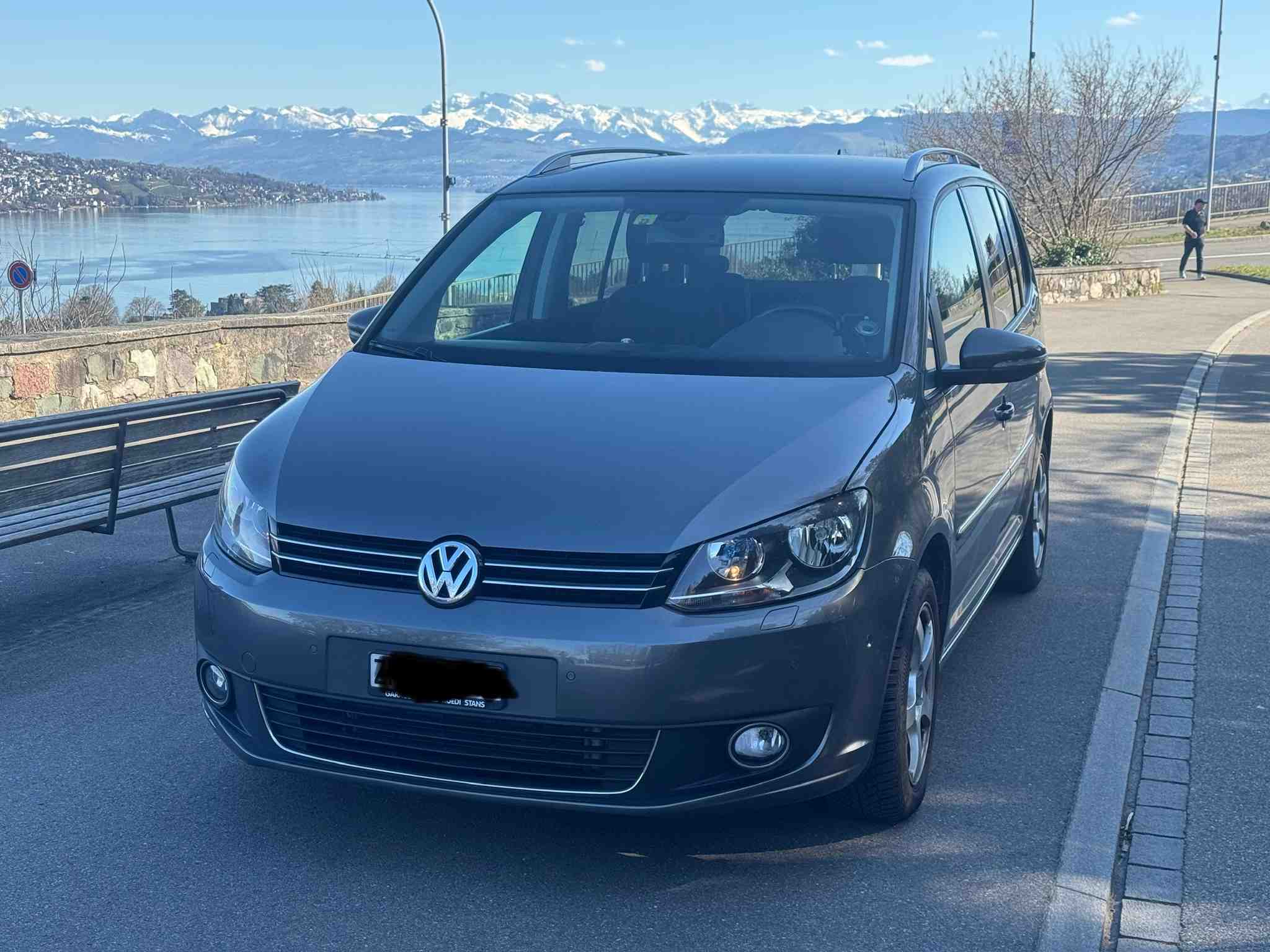 Volkswagen Touran 1.4 TSI Comfortline 7 Plätzer