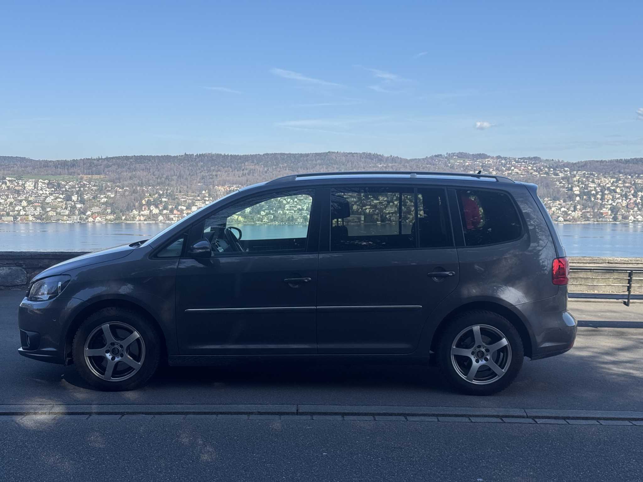 Volkswagen Touran 1.4 TSI Comfortline 7 Plätzer