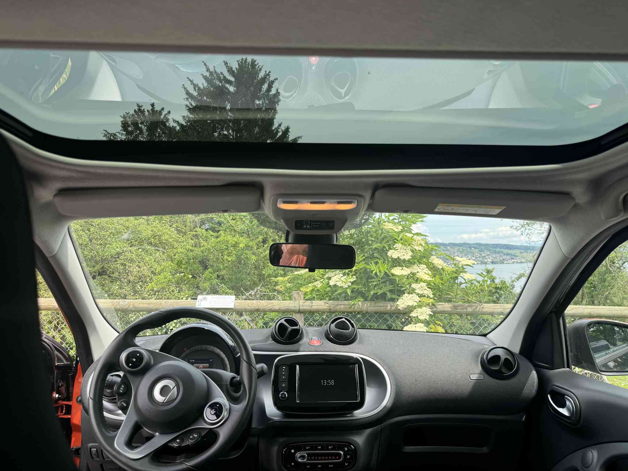 Smart, ForFour, Automatik, Panoramadach, Navi, Tempomat, City Car, Kleinwagen, Gepflegt, Occasion, Smart Passion, 90 PS, Top Zustand, Schweiz Auto, Zürich, Kilchberg, Leichtmetallfelgen, Bluetooth
